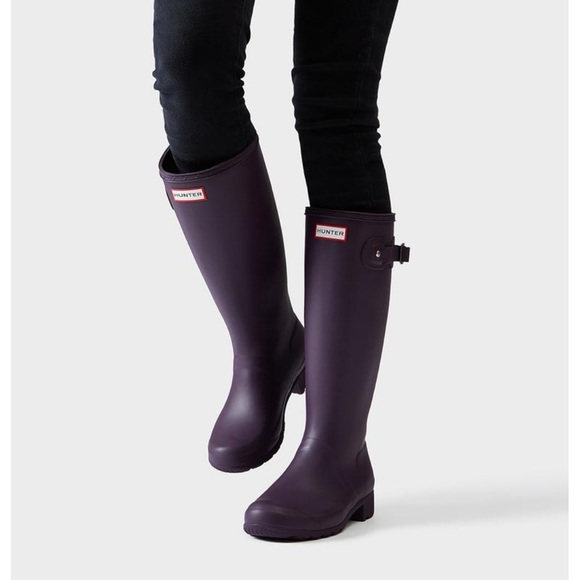 Hunter Shoes - Tall Matte Purple Hunter rain boots ! Worn once